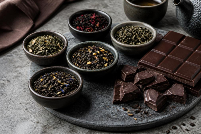 5 Best Teas for Pairing with Dark Chocolate (2026)