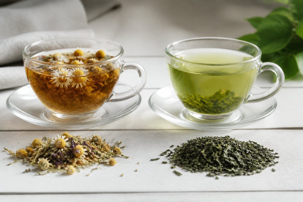 Herbal Tea vs Green Tea for Stress Relief